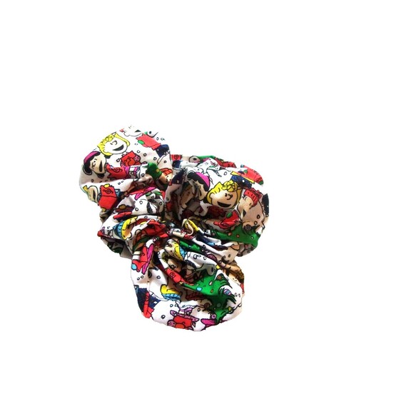 Peanuts Charlie Brown Christmas Scrunchie Snoopy Linus Lucy Hair Accessory - Picture 2 of 4